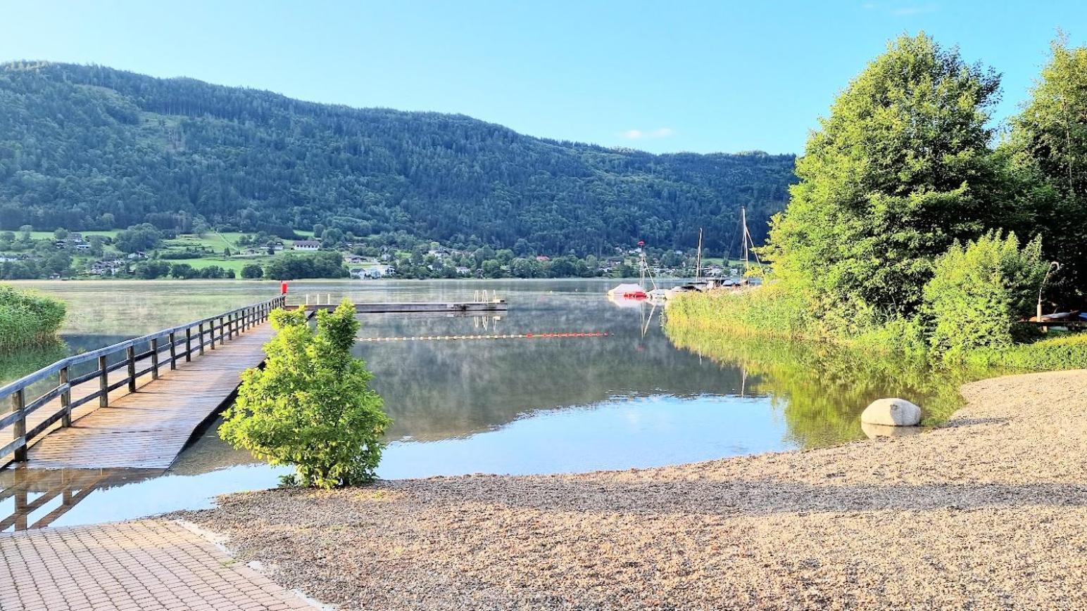 Kaernten Ossiacher See Apartment Zwei Zimmer Ferienwohnung Direkter Seezugang Strand Beheizte Schwimmhalle Bodensdorf Exteriör bild